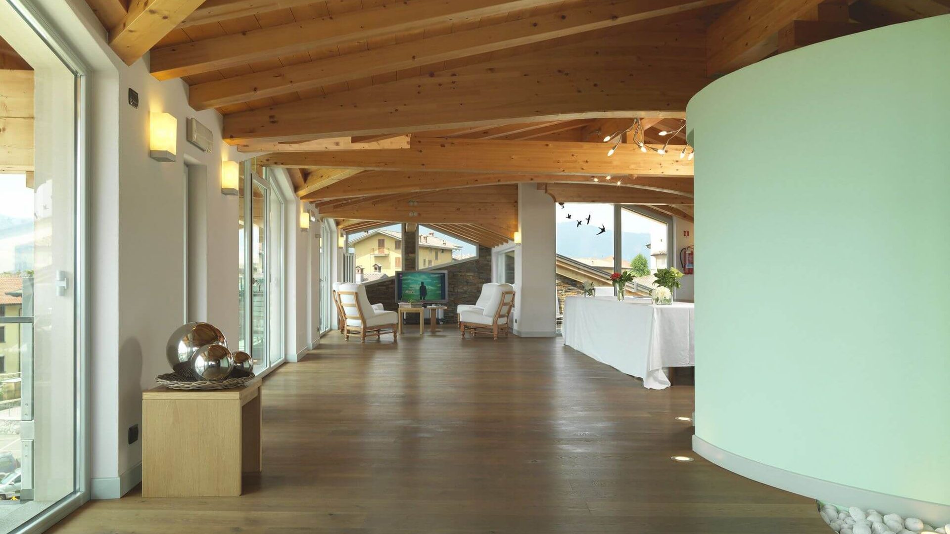 Espace panoramique pour meetings et retraites au Miralago