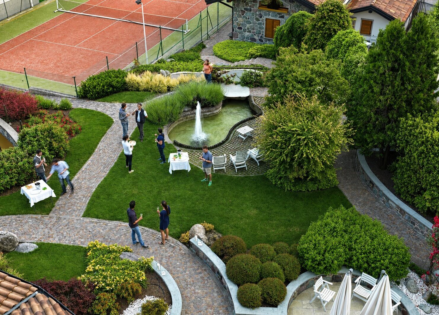 Jardin de l'Hotel Miralago pour les pauses entre travail et détente